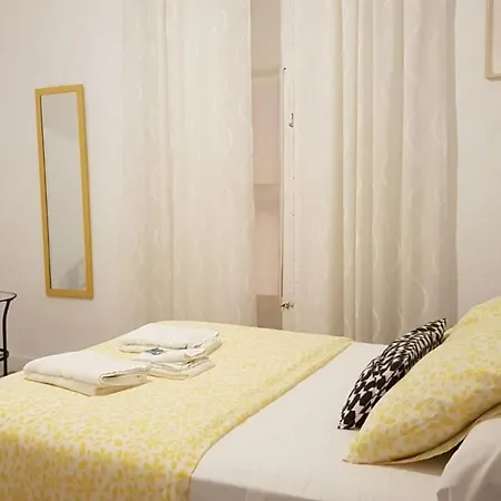 Pension Cadiz * カディス