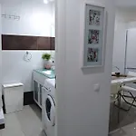 Pension Cadiz بيت ضيافة *