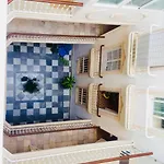 Pension Cadiz كاديز
