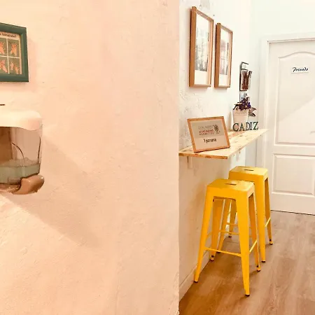Pensión Cádiz *
